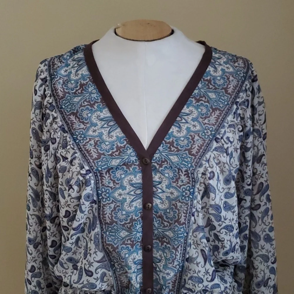 Maunces Print Top